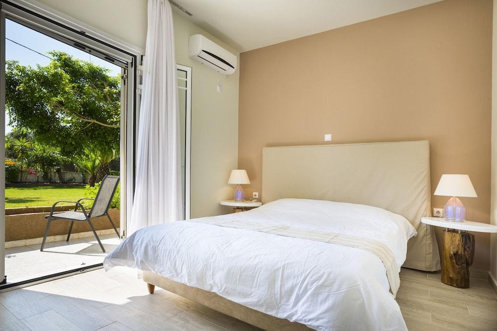 Olive Grove Studios & Apartments Σβορωνάτα Εξωτερικό φωτογραφία