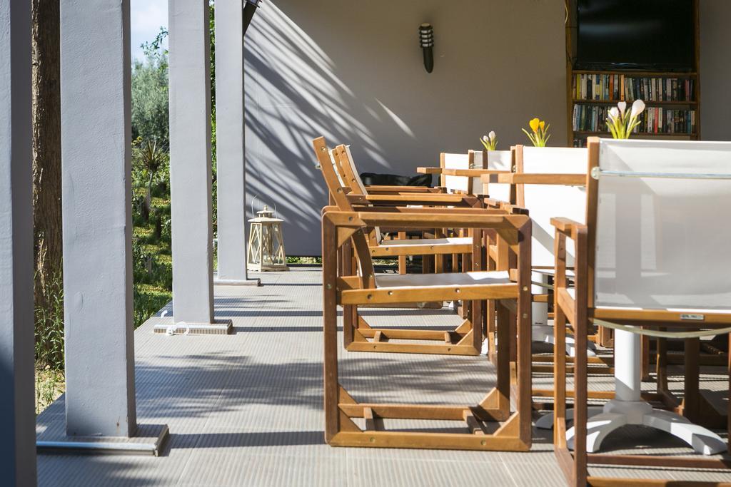 Olive Grove Studios & Apartments Σβορωνάτα Εξωτερικό φωτογραφία