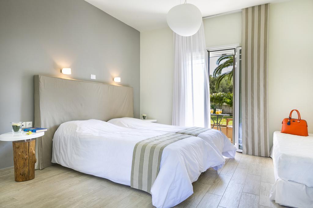 Olive Grove Studios & Apartments Σβορωνάτα Εξωτερικό φωτογραφία