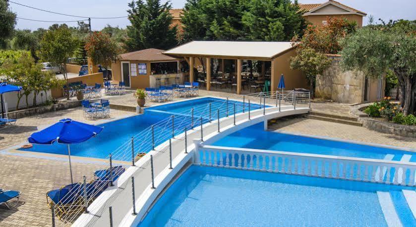 Olive Grove Studios & Apartments Σβορωνάτα Εξωτερικό φωτογραφία