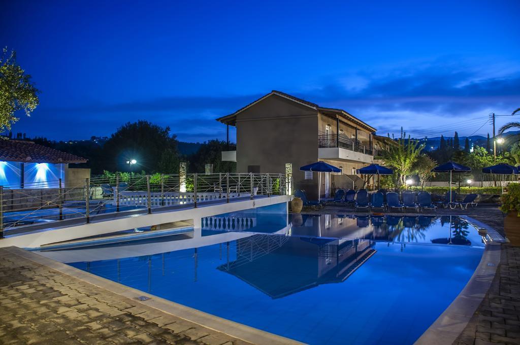 Olive Grove Studios & Apartments Σβορωνάτα Εξωτερικό φωτογραφία